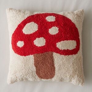 New UO Mini Tufted Throw Pillow